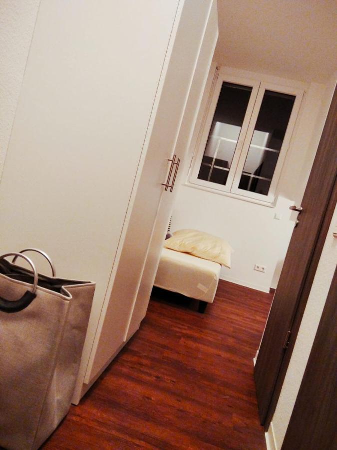 Sroom Stuttgart Flughafen Messe لينفلدن اشتردين المظهر الخارجي الصورة